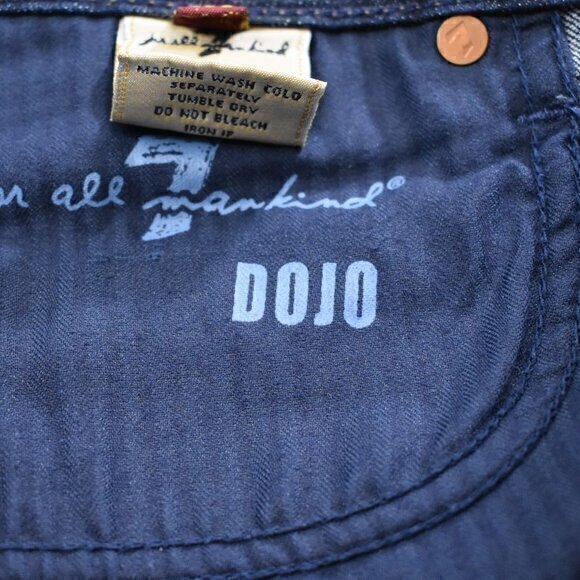 7 For All Mankind Dojo Cropped‎ Jeans Size 28 Dark Blue Gently Used Condition - Picture 5 of 5